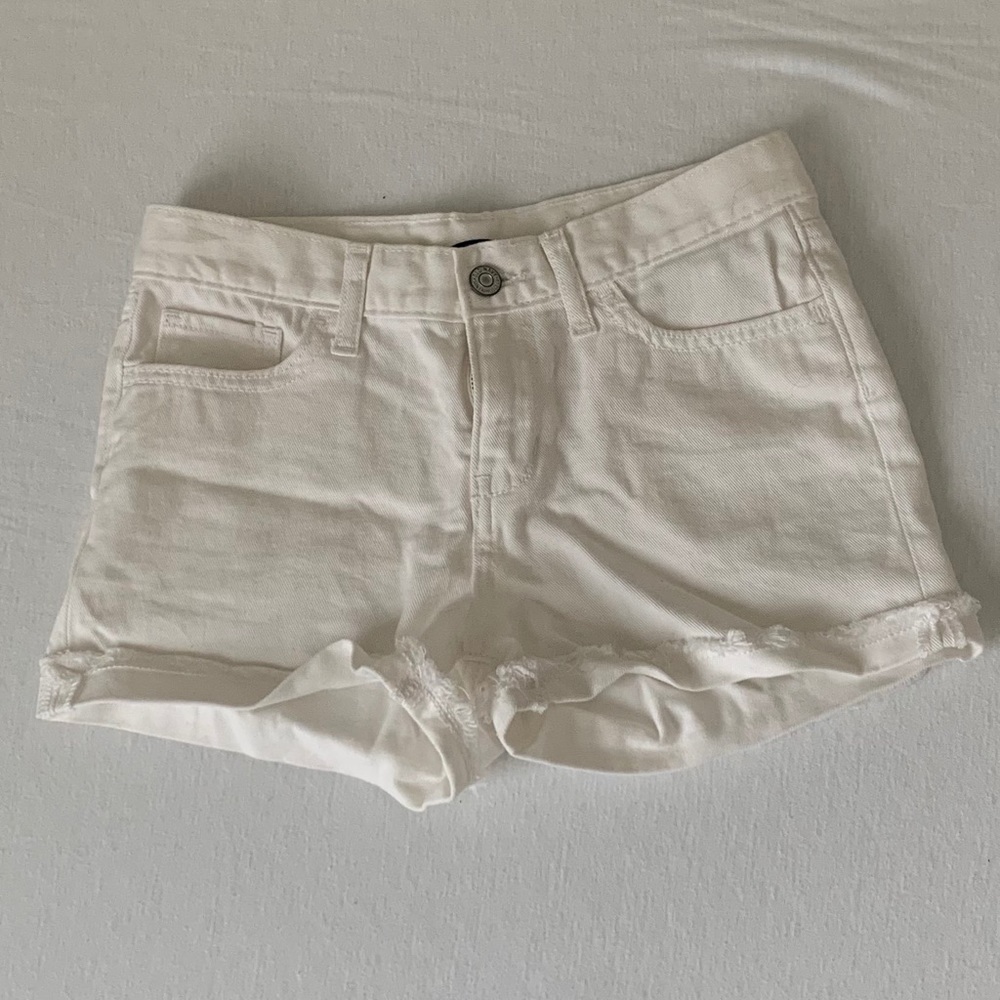 white old navy jean shorts